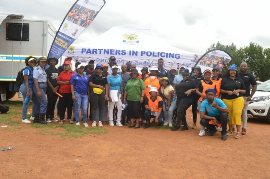 SAPS, DSD, Home Affairs, Sassa and more take services to Phumlamqashi