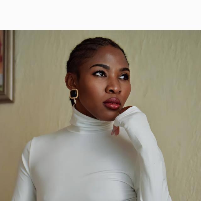 Ennerdale’s Sibongile Tema empowers lives through administration and modeling